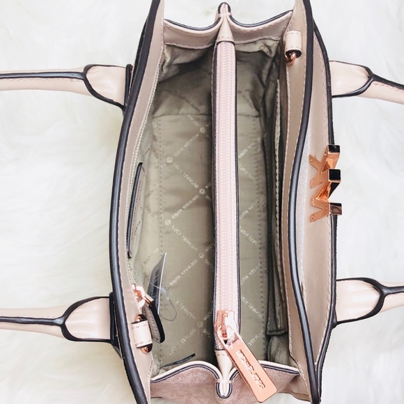 2PCS Michael Kors Montgomery MD Messenger Wallet - Picture 6 of 8